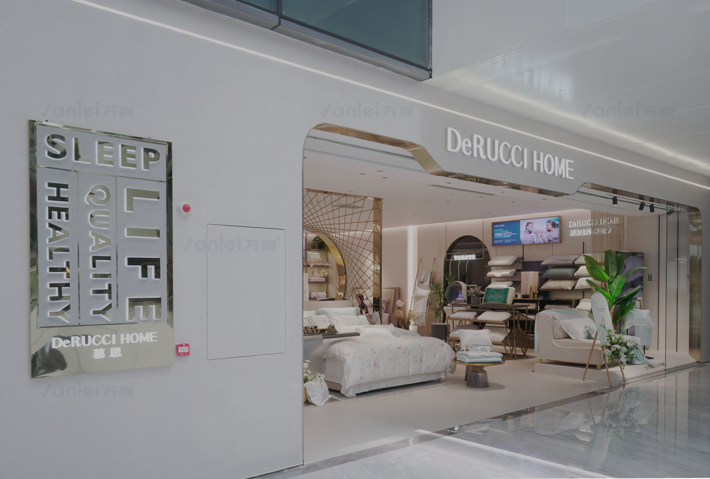 萬磊案例賞析 | 金屬遇上絲絨，尋覓絲質(zhì)般舒適生活