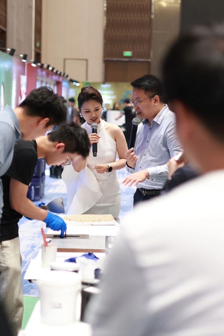 一場發(fā)布會，一場千人狂歡嘉年華 | 2025萬磊廣佛千人行完滿成功