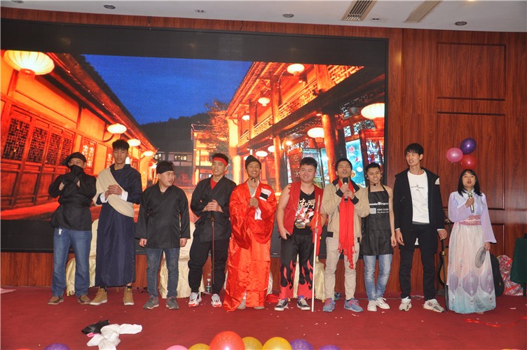 萬磊人歡聚一堂，只為追逐2020“萬磊夢”！